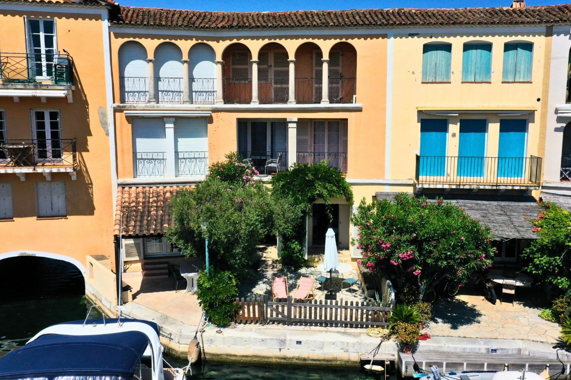 Appartement Amour Terrasse Sur L'Eau Grimaud Kültér fotó