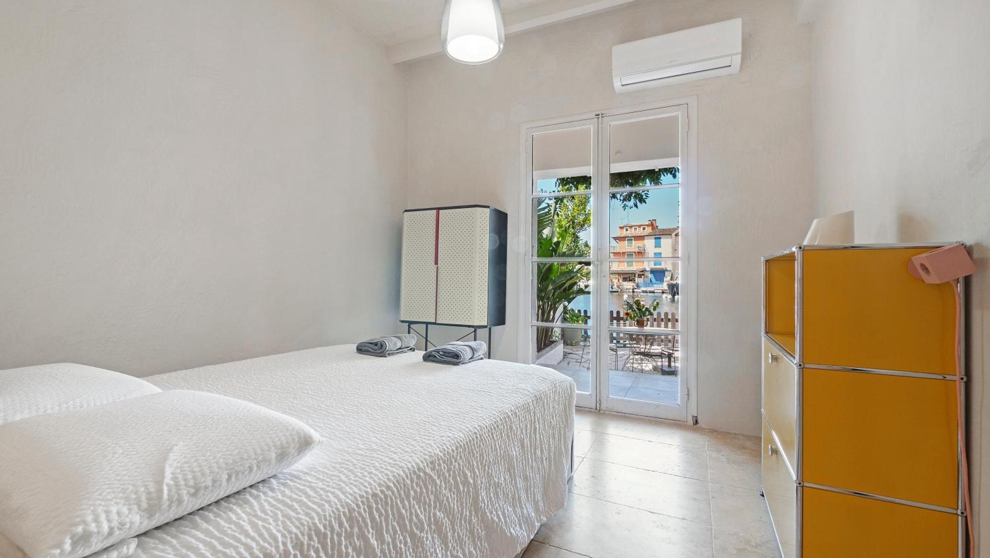Appartement Amour Terrasse Sur L'Eau Grimaud Kültér fotó